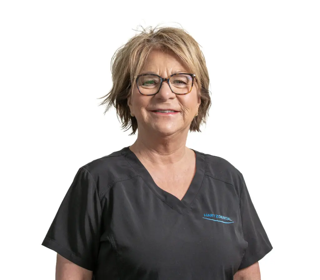 bildet viser anne grethe brenden dahl hos hartz dental