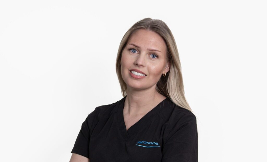 bildet viser Karine Vesterdal hos hartz dental